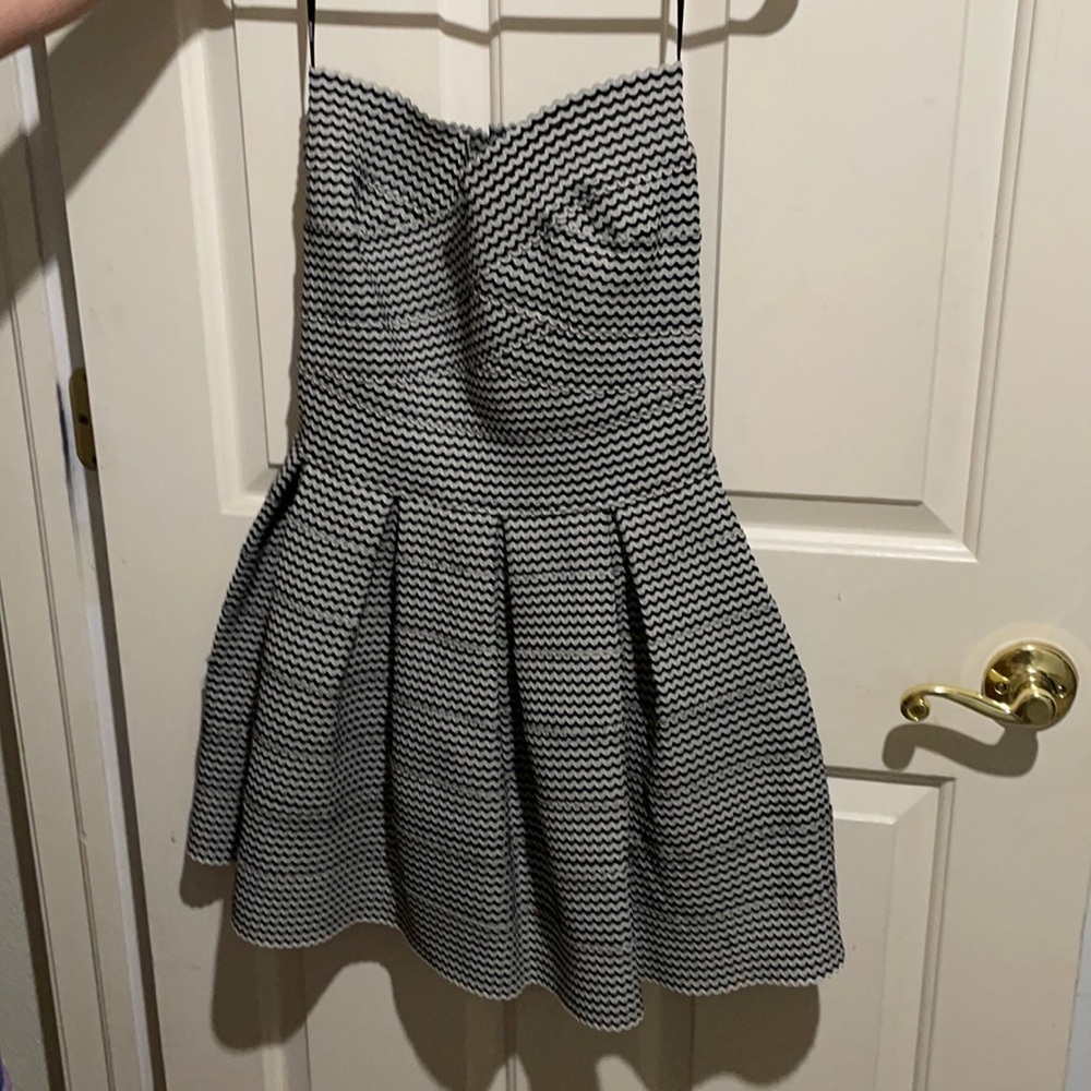 Never worn strapless dress